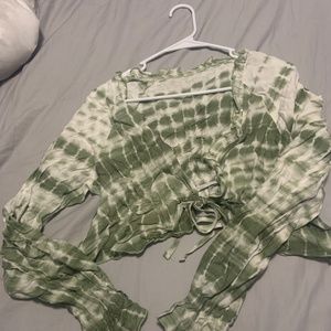 green cropped shirt